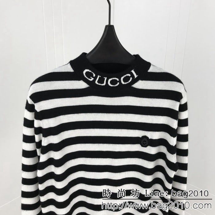 Gucci古奇 18ss秋冬新款 撞色條紋貂絨衫 胸口小蜜蜂貼章logo 手感柔軟 舒適保暖 ydi2327